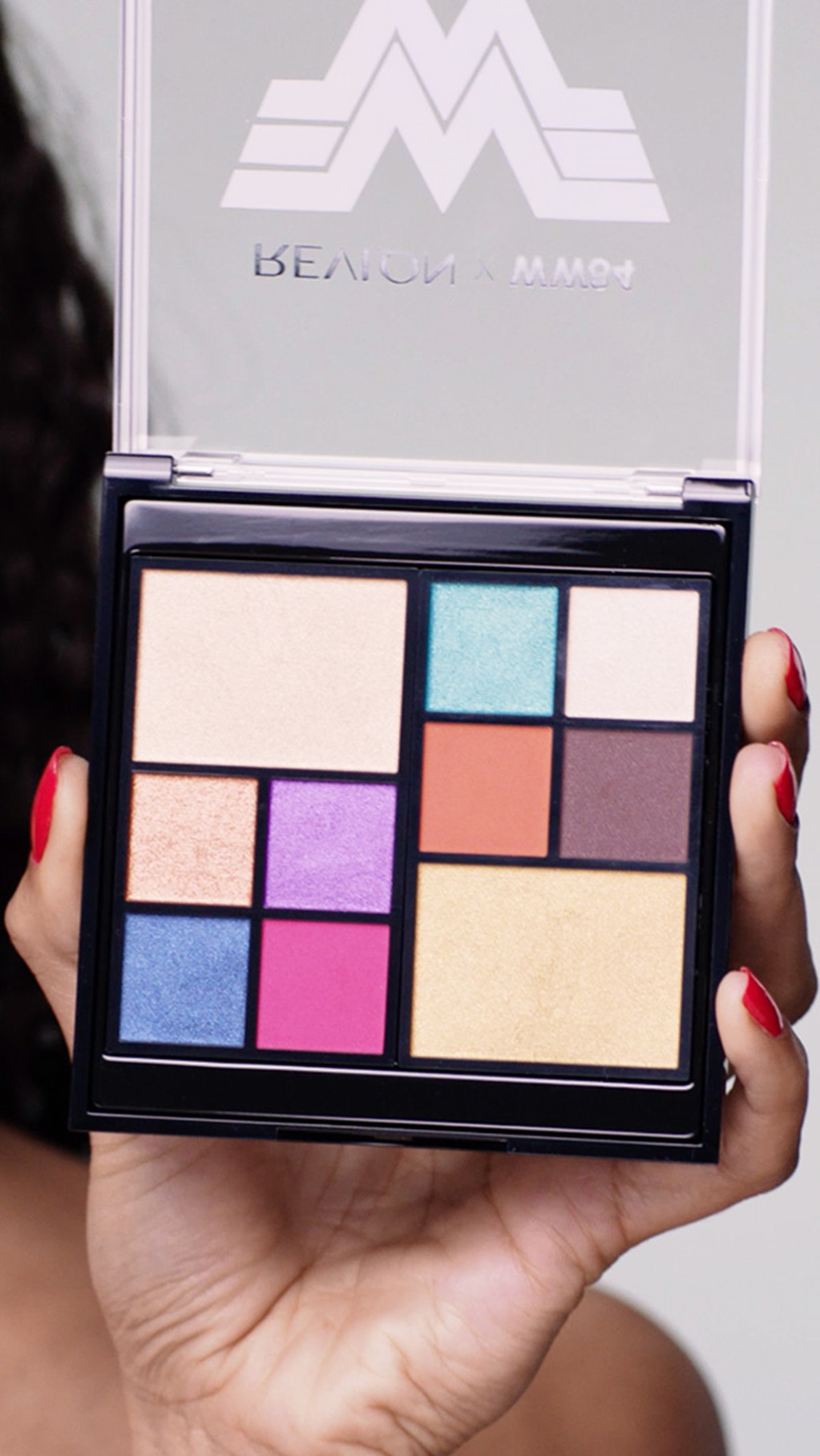 Revlon X Ww84 The Wonder Woman Face And Eye Palette Revlon